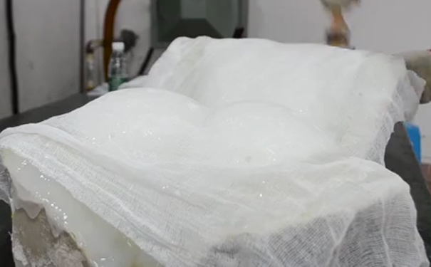 液態(tài)硅膠產(chǎn)品變形或縮水該怎么解決 ？